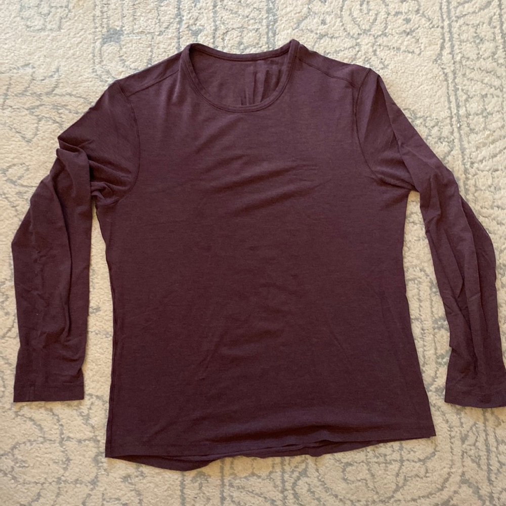 Great condition Lululemon LS Shirt